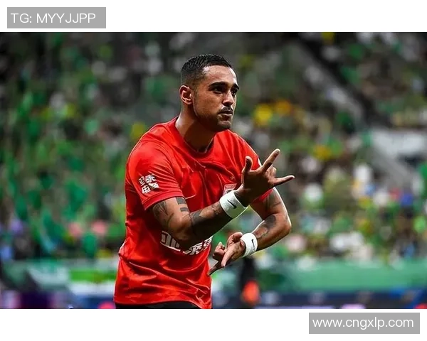 从卢永涛到岳鑫，上海海港环绕莱昂纳多稳步补强阵型